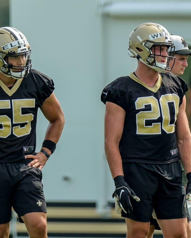 Saints Linebackers Kaden Elliss and Pete Werner